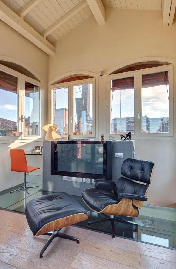 Sui Tetti Di Bologna Appartement Buitenkant foto